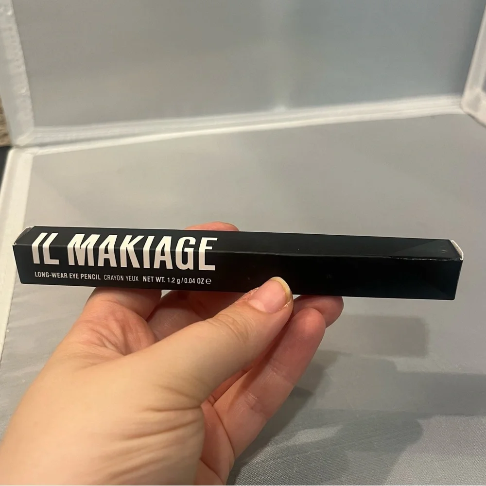 BNIB Auth IL Makiage Full-size Long Wear Eye Pencil Oreo Soft Dark Brown Ret $24